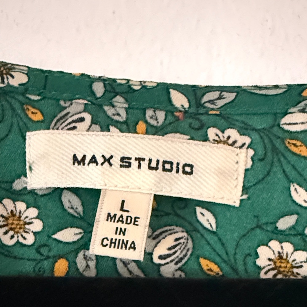 Max Studio Green Patterned Long Sleeve Dress - image 2